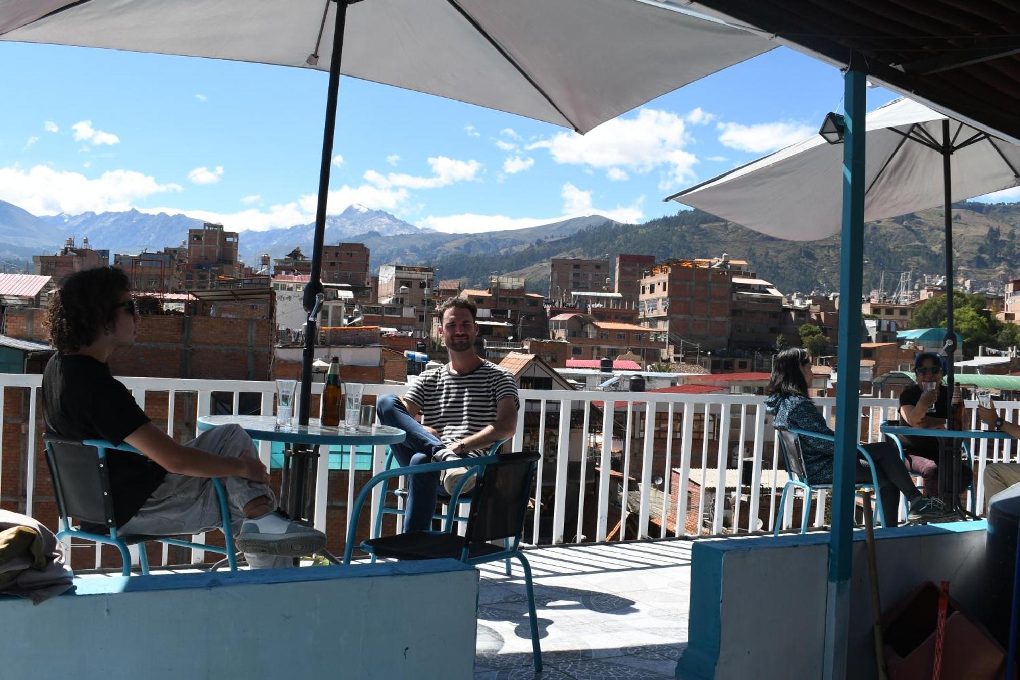 Caroline Lodging Hostel Huaraz  Exterior photo