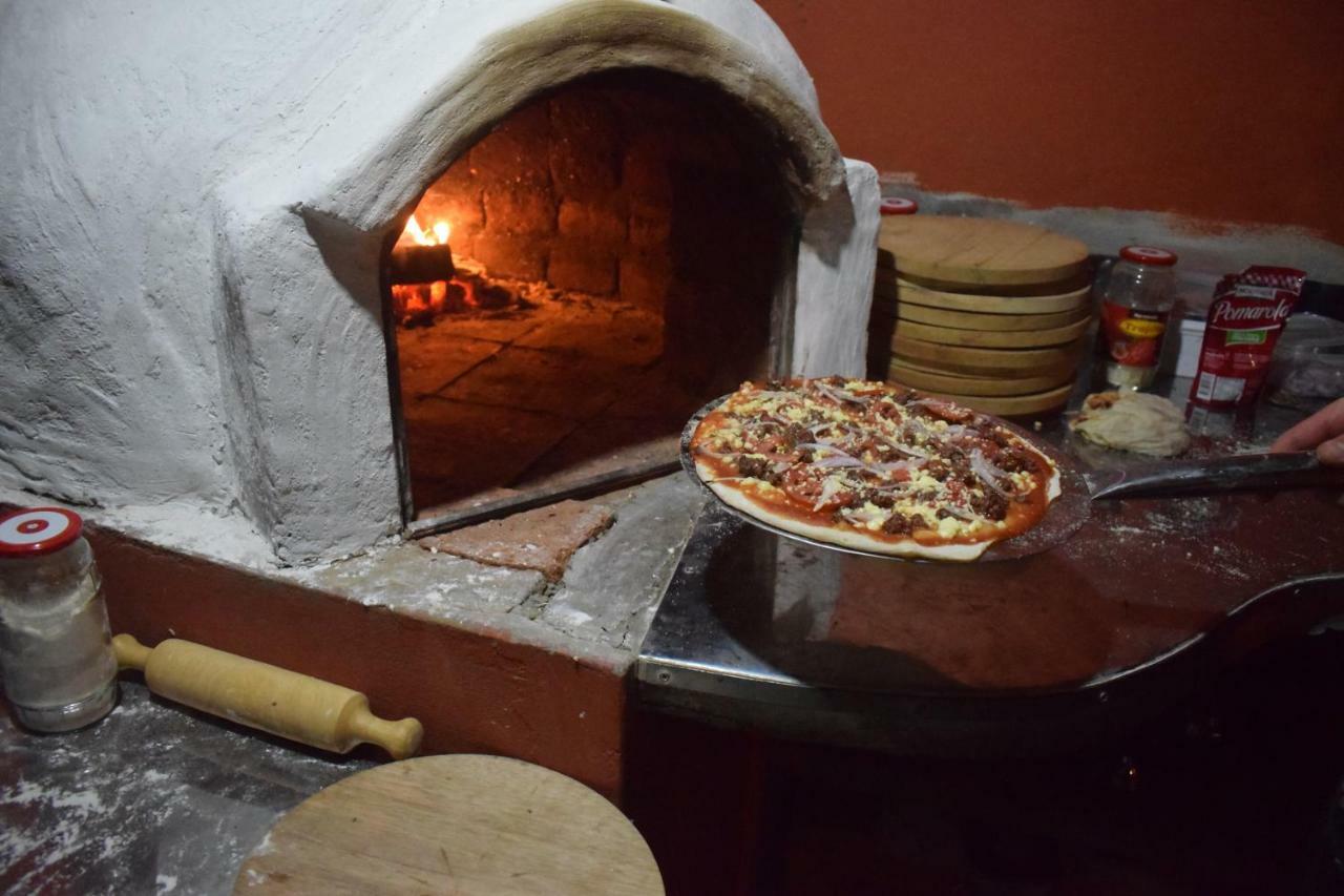 Caroline Lodging Hostel Huaraz  Exterior photo